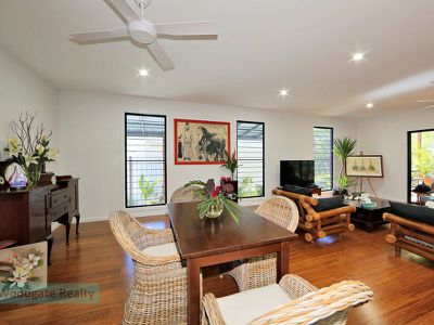 9 Ocean View Dr, Woodgate