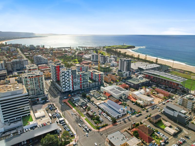 805 / 28 Burelli Street, Wollongong