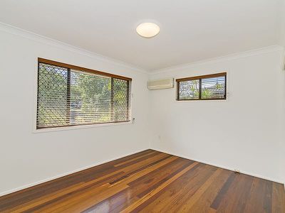 20 Tolverne St, Rochedale South