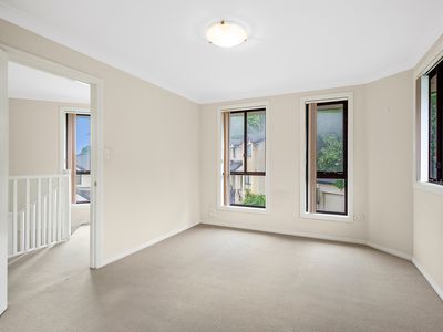 1 / 5 Figtree Crescent, Figtree