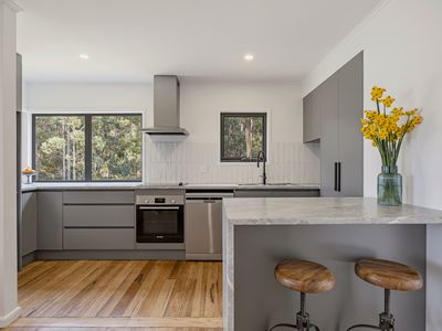 4946 Channel Highway, Gordon