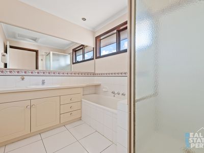 114 Marylyn Place, Cranbourne