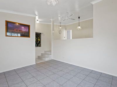 94 Passerine Drive, Rochedale South