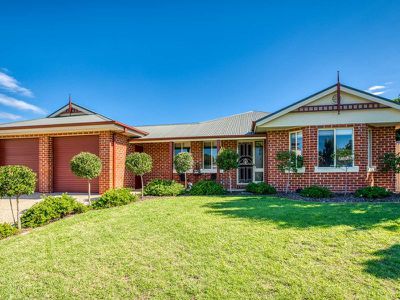 48 Norman Way, Thurgoona
