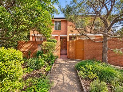 1 / 104 Burns Bay Road, Lane Cove