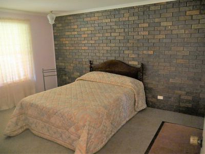16 Tarong Drive, Kingaroy