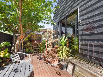 2 / 73 Beach Road, Tahunanui