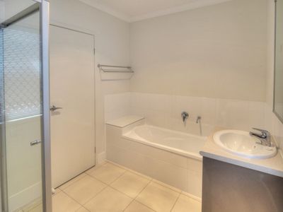 51 Caraway Street, Springfield Lakes