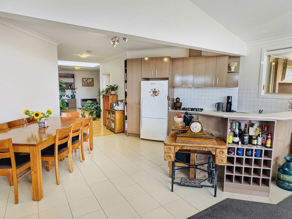 7 Lancaster Close, Portland, VIC, Portland - Thumbnail 5