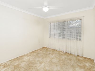 5 Pine Drive, Woodridge