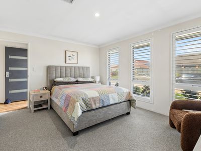 16 Pebley Way, Aveley