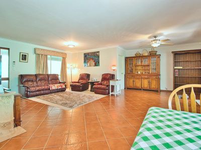 98 Riverlands Drive , Stake Hill