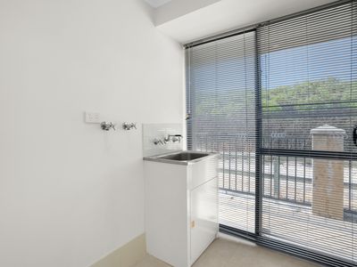 1 / 36 Epsilon Drive, Rockingham