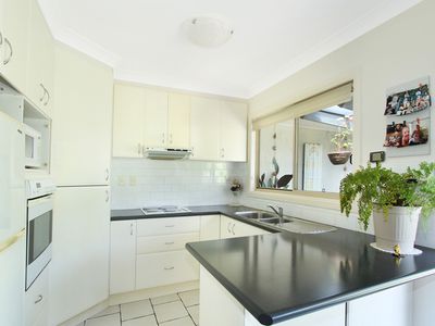 2 / 13 Parkes Street, Oak Flats