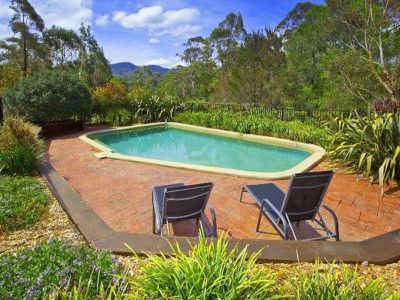 390 Woodhill Mountain Road, Berry