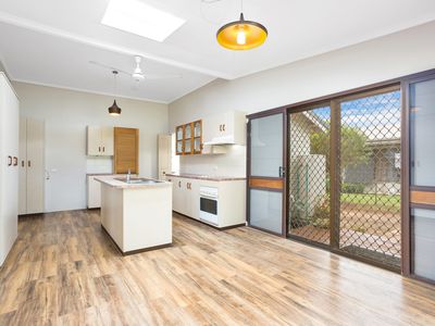 13 Gibson Street, Atherton