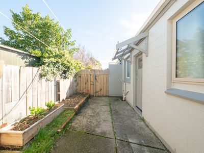 C / 28 Hargest Crescent, St Kilda