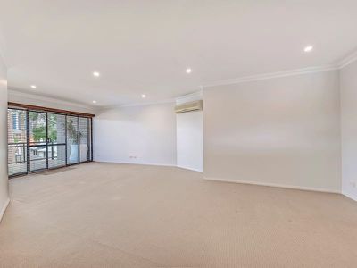 4 / 24 Charles Street, South Perth