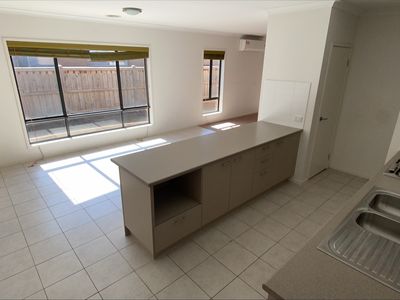 5 Pepperjack Way, Point Cook