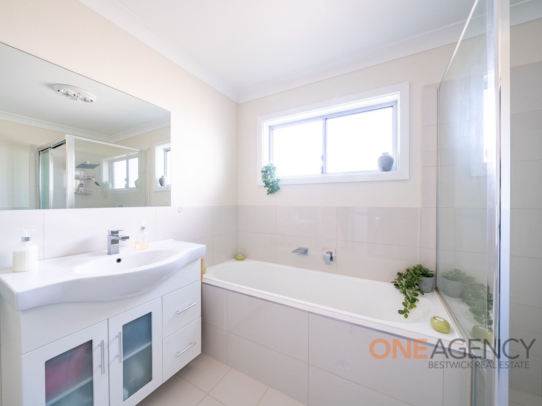 1 / 40-42 Wentworth Drive, Kelso