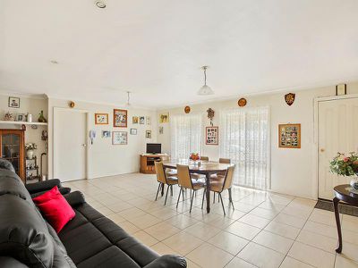14 HERITAGE DRIVE, Broadford