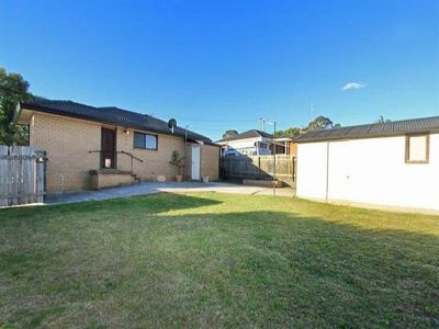 7 Mawarra Avenue, Dapto