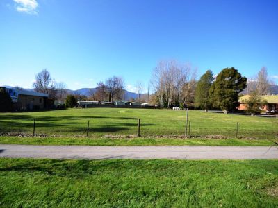 228-230 Kiewa Valley Highway, Tawonga South