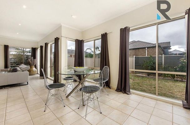 16 Explorers Place, Craigieburn