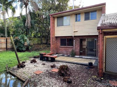 4 / 32 Bayliss Street, Toowong