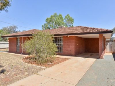 2 Finnerty Lane, Hannans