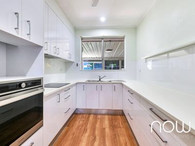 1 / 7 Musgrave Crescent, Coconut Grove