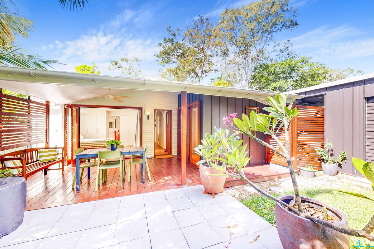 12 Morning Glory Dr, Cooroibah