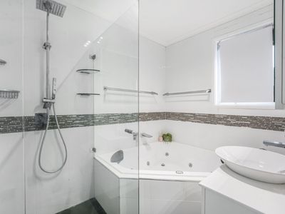 21 Turquoise Crescent, Bossley Park