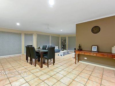 16 Coomaroo Street, Durack