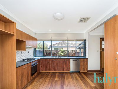 64 London Street, North Perth