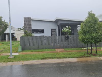 10 Leggett Crescent, Oonoonba