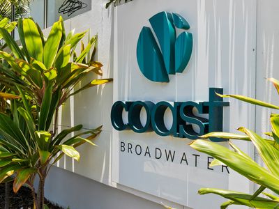 902 / 388 Marine Parade, Labrador