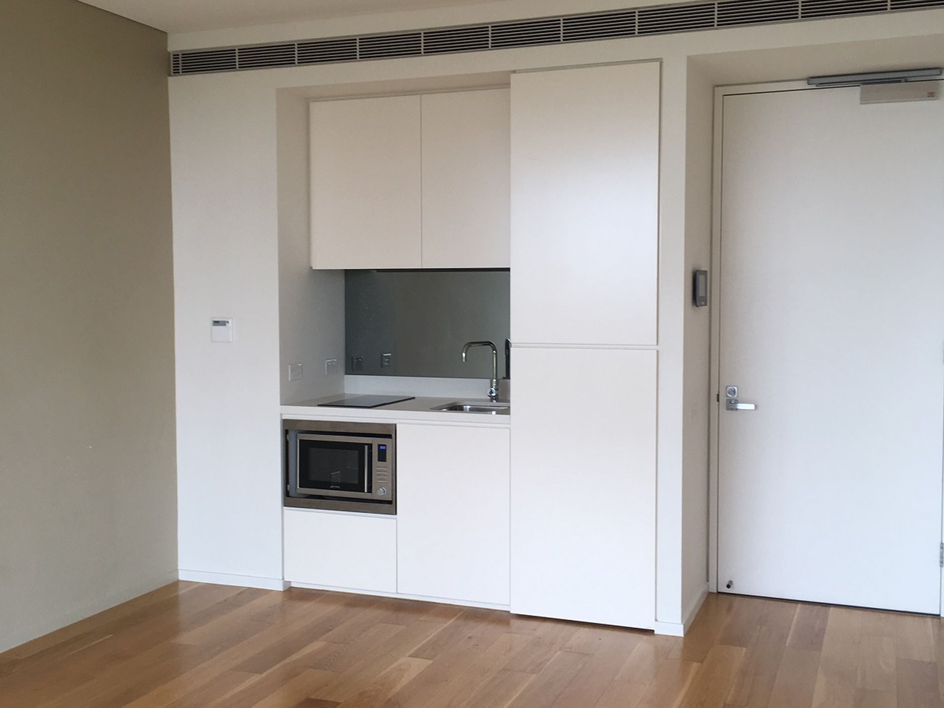 E1810 & E1810.1 / 3 Carlton Street, Chippendale