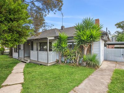 70 Breakwater Road, Thomson