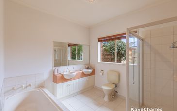 67 Fieldstone Boulevard, Beaconsfield