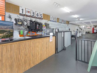 50 Central Avenue, Oak Flats