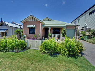 14 Lemongrass Place, Springfield Lakes