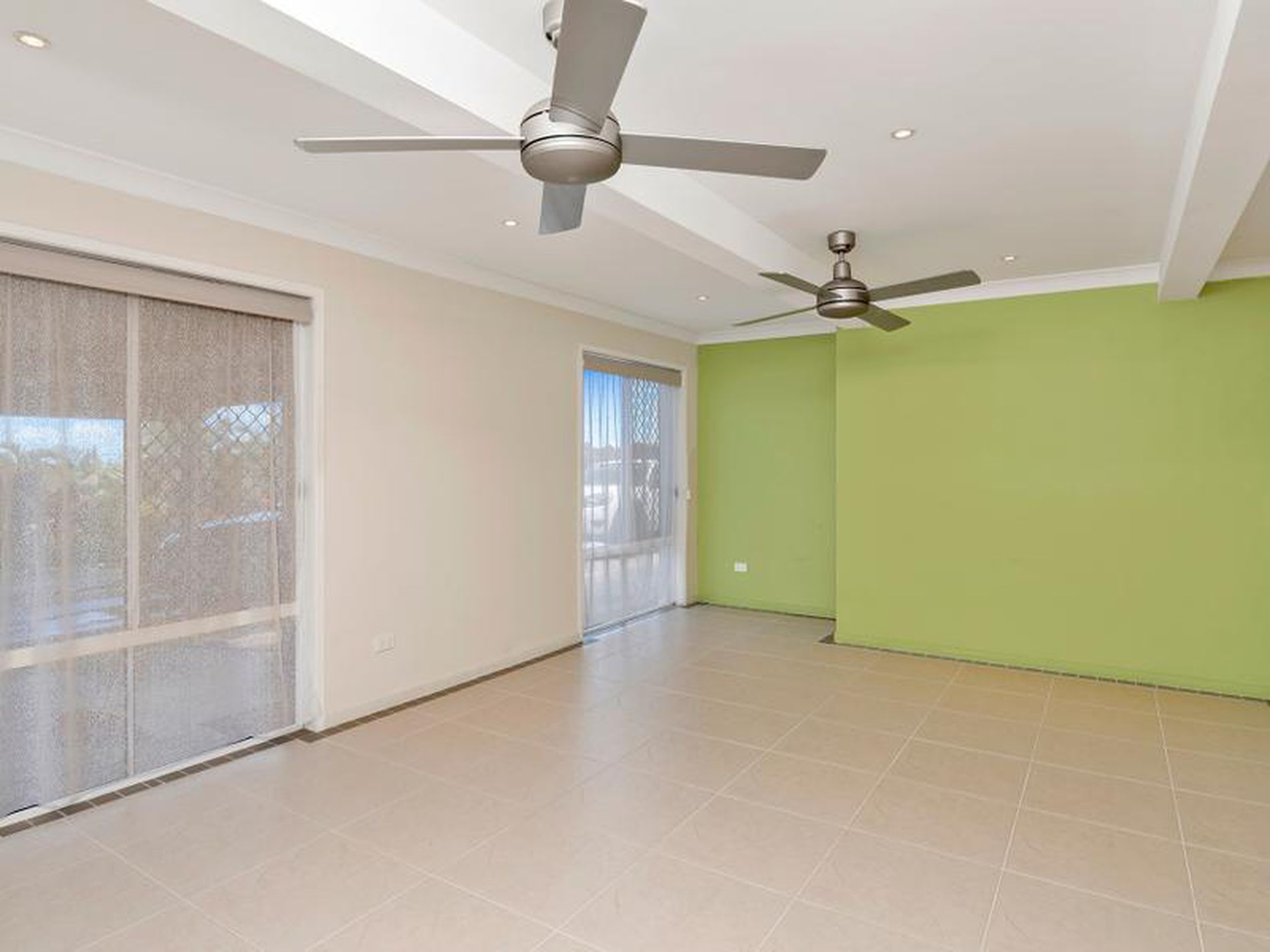 32 Lakeview Terrace, Bilambil Heights