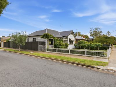 13 Crisp Street, Wangaratta
