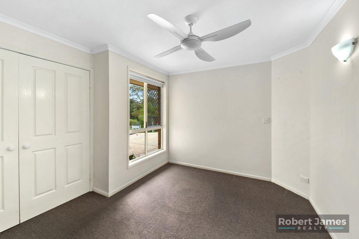 7 Deal Court, Tewantin