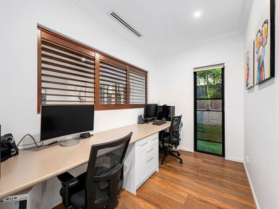 24 Brokenwood Circuit, Gumdale