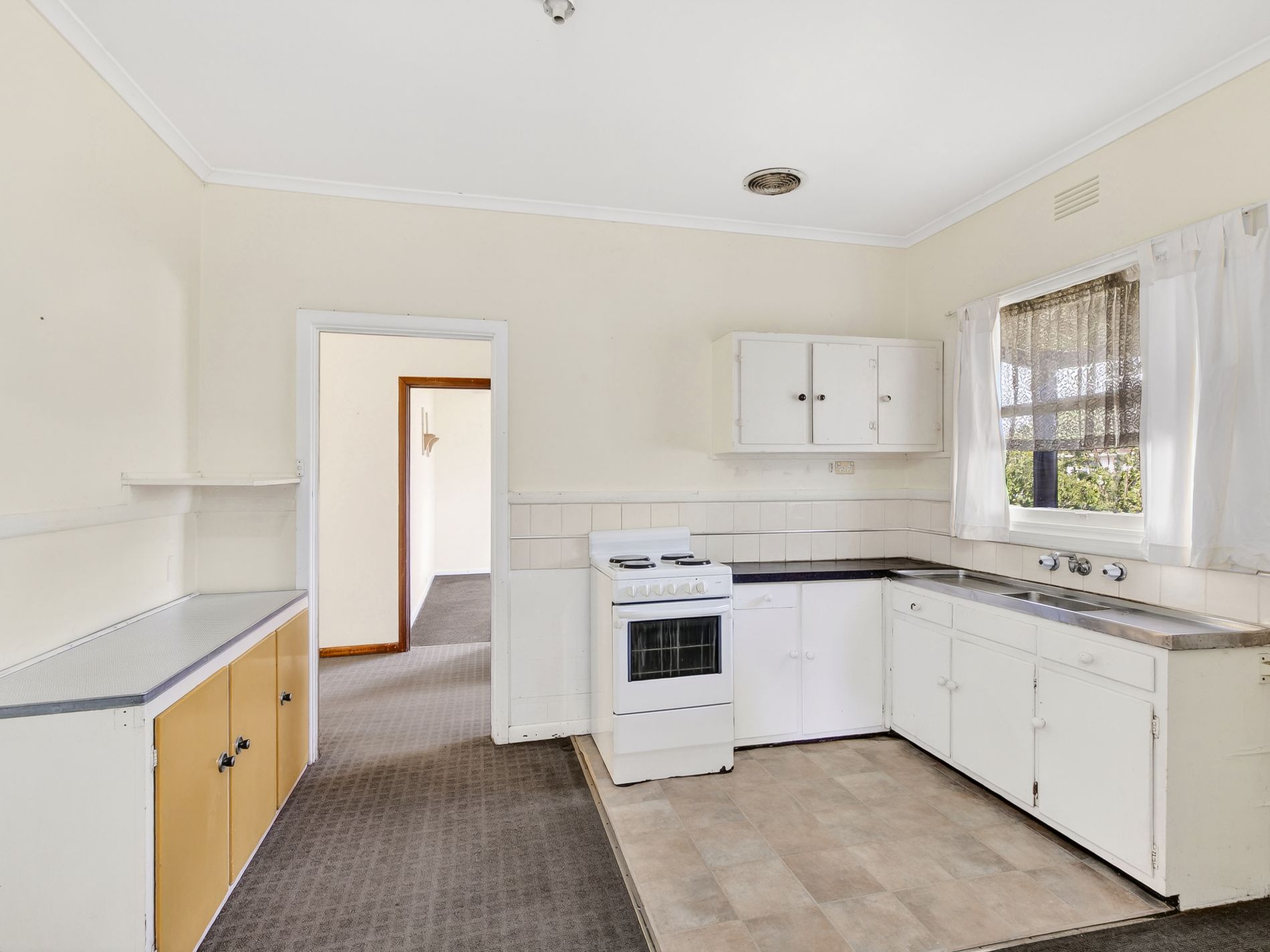 23 Cambra Road, Belmont