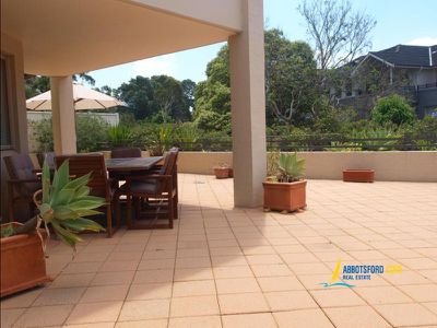 4 / 3 Blackwall Point Road, Abbotsford