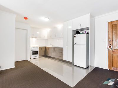6 / 7 Hatfield Court, West Footscray