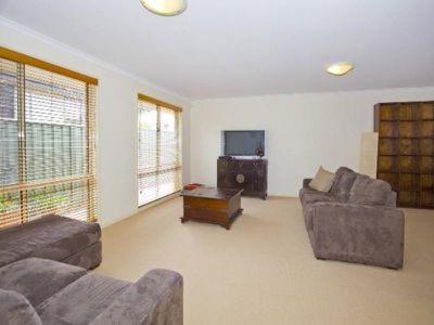 11 Mountbatten St, Corrimal